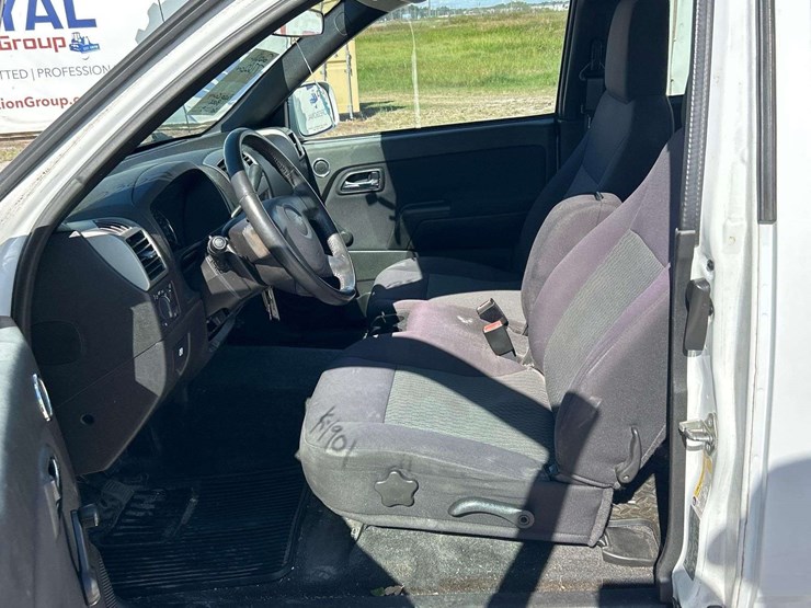 2012-chevrolet-colorado-image-12