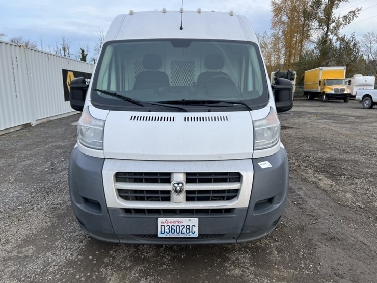 2015-ram-promaster-2500-image-8
