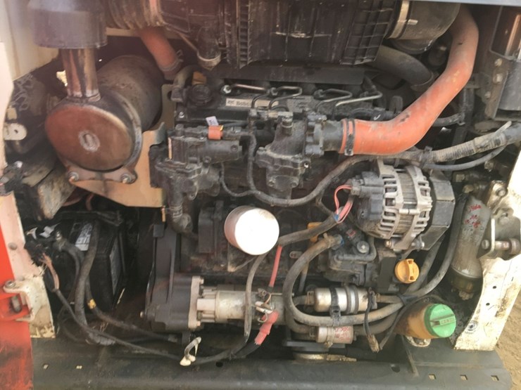 2023-bobcat-t450-image-8