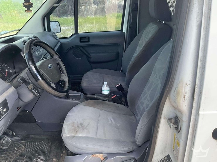 2012-ford-transit-connect-image-12