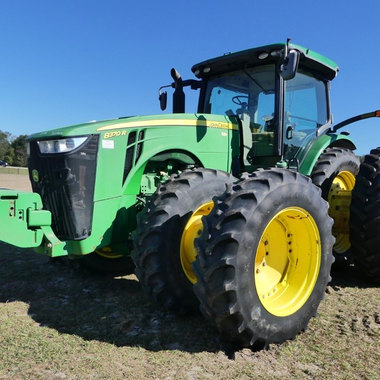 2015 JOHN DEERE 8370R