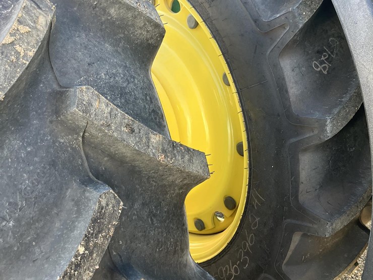 2010-john-deere-8295r-image-6