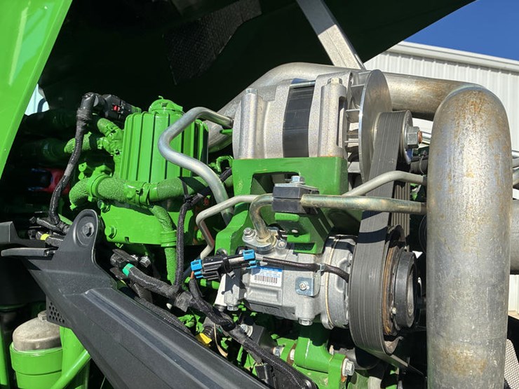 2024-john-deere-8r-410-image-40