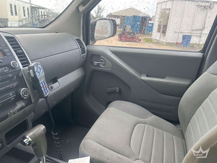 2016-nissan-frontier-image-10