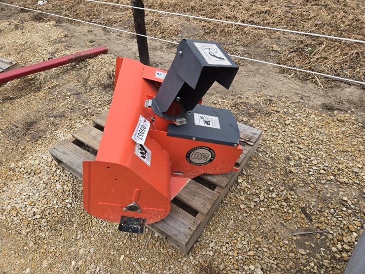 #5957-•-dr-snowblower-attachment-image-2