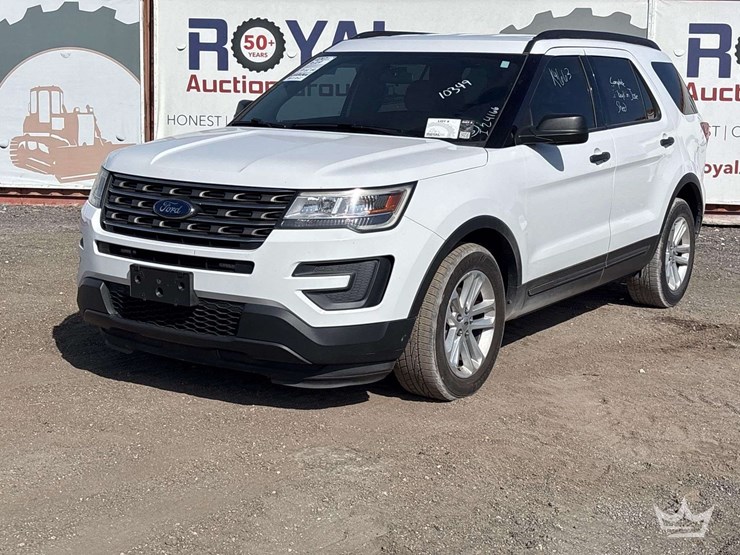 2017-ford-explorer-image-1