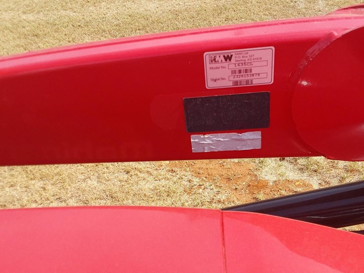 2023-mahindra-1635-hst-image-41