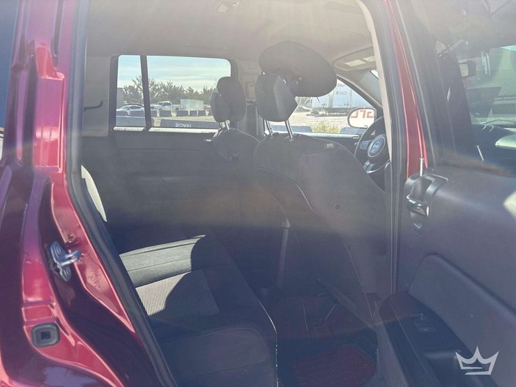 2016-jeep-compass-sport-image-21