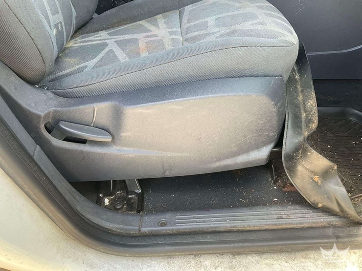 2012-ford-transit-connect-image-21