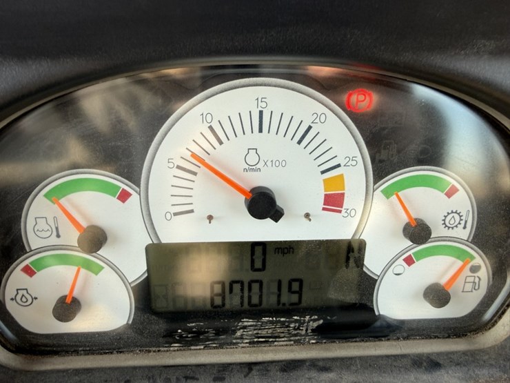 2010-caterpillar-740-image-78