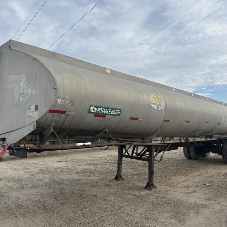 FRUEHAUF Trailer