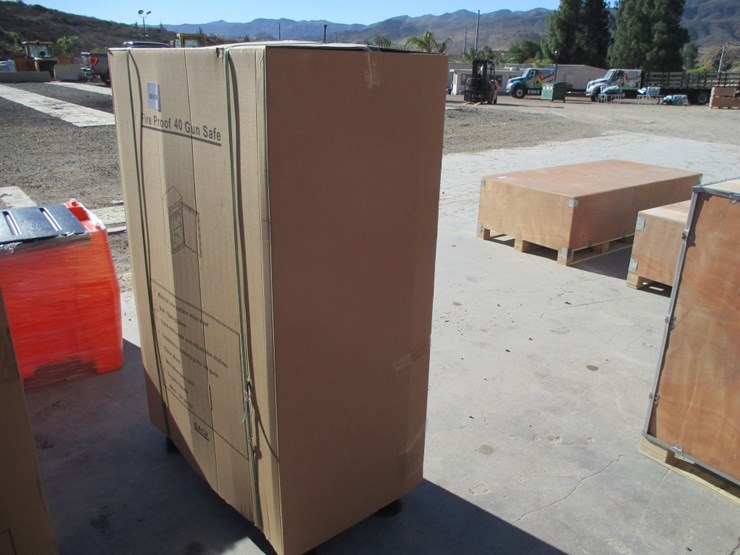 new-unused-fire-proof-gun-safe,-image-2