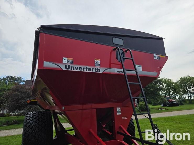 2015-unverferth-8250-image-17