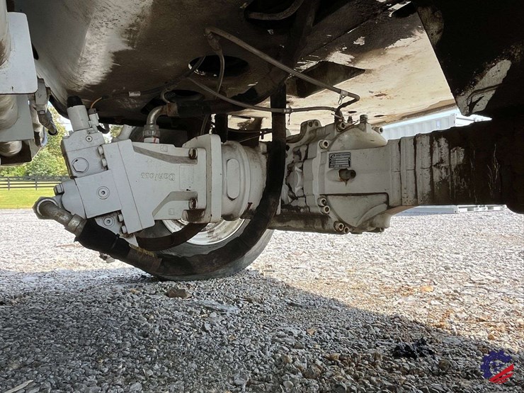 roadtec-cb100-sweeper-conveyor-image-27