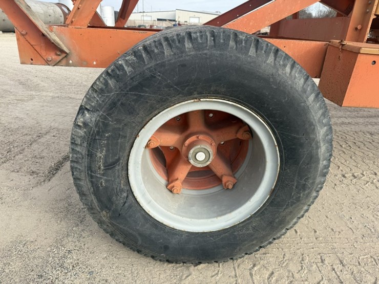 john-deere-8-image-50