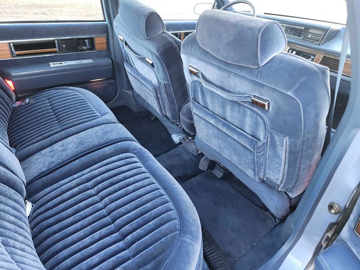1985-oldsmobile-ninety-eight-regency-image-95