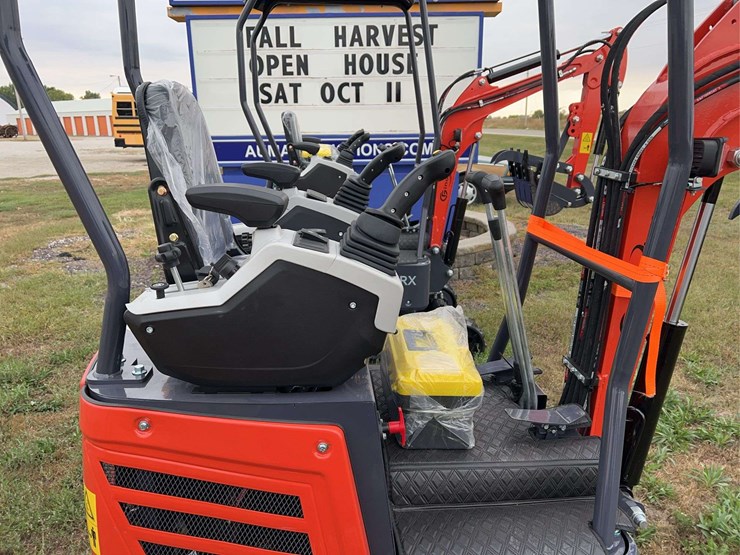 mini-excavator-mx15rx-image-29