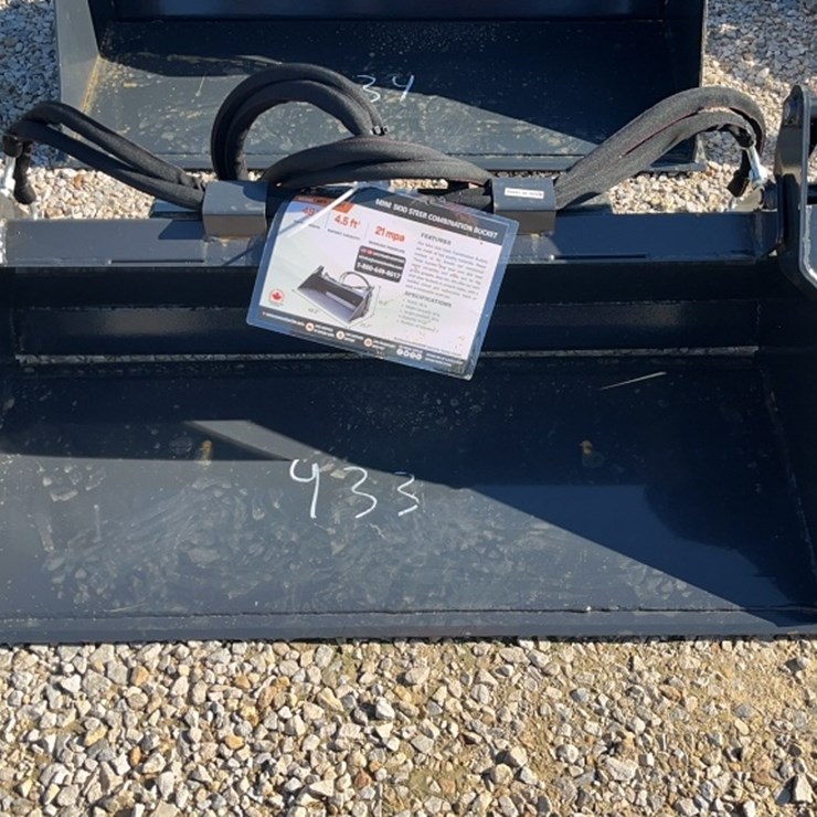 Wolverine 48" Mini Combo Bucket