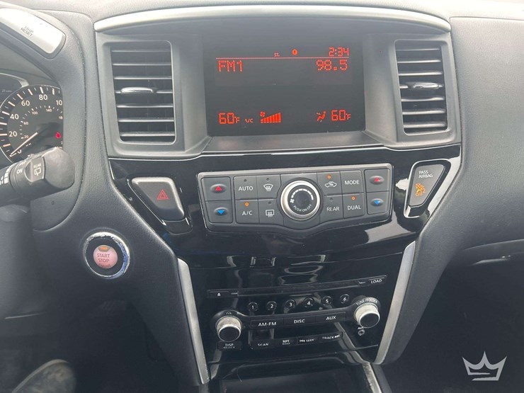 2015-nissan-pathfinder-image-14