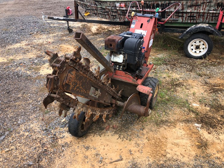 ditch-witch-1030-image-2