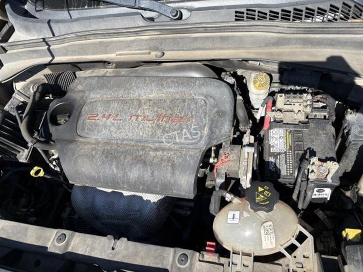 2015-jeep-renegade-image-17