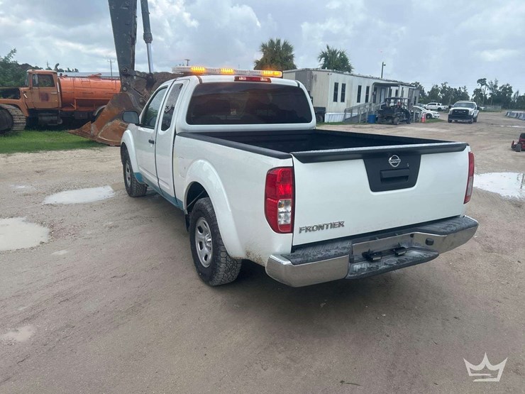 2016-nissan-frontier-image-4