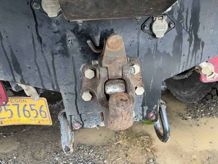 2013-international-7500-s/a-dump-truck-image-20