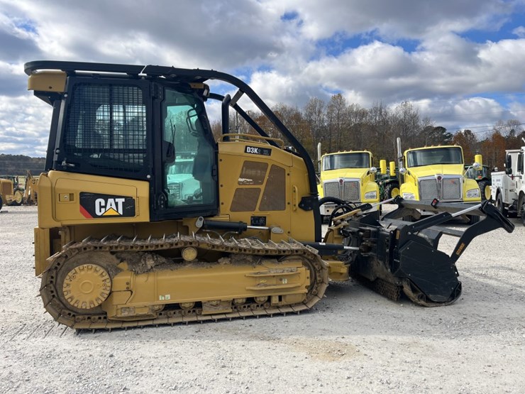 2021-caterpillar-d3k2-xl-image-7