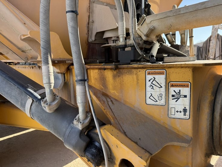 2020-volvo-a45g-image-51