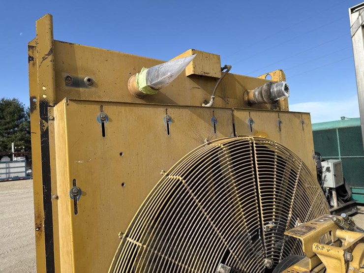 caterpillar-545-kw-image-21