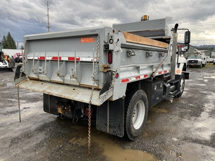 2013-international-7500-s/a-dump-truck-image-4