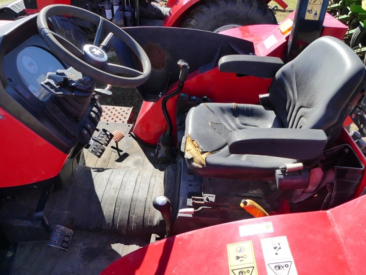 massey-ferguson-4710-image-11