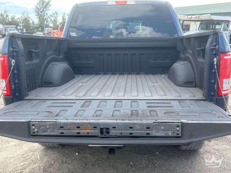 2017-ford-f150-image-26