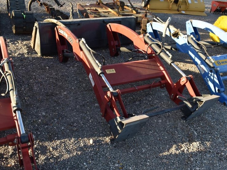 case-ih-l350-image-1