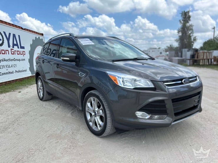 2015-ford-escape-image-2