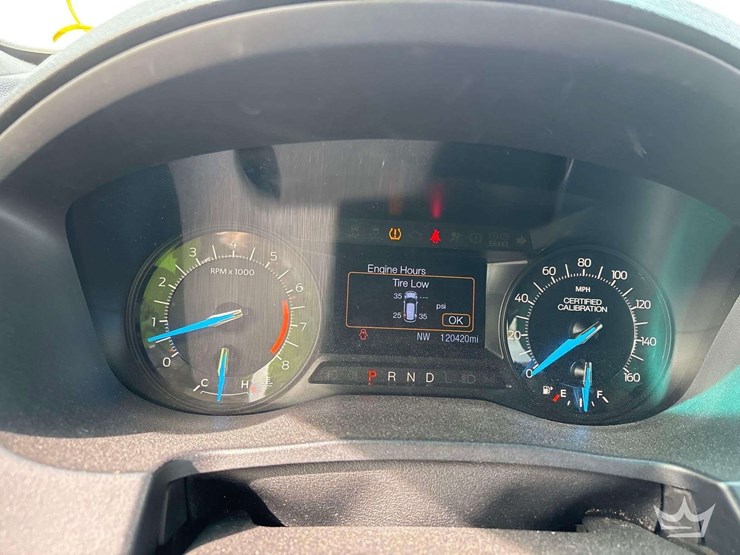 2017-ford-explorer-image-7