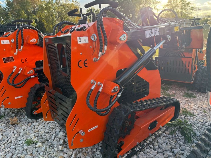 skid-steer-loader-image-1