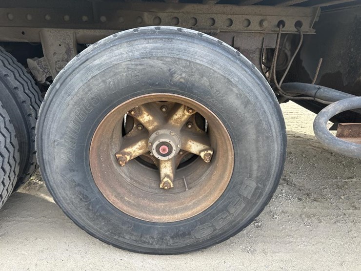 great-dane-trailer-image-42