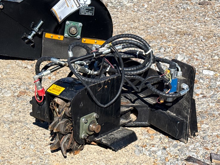 #5312-•-iranch-irlsg-mini-skid-steer-stump-grinder-image-1