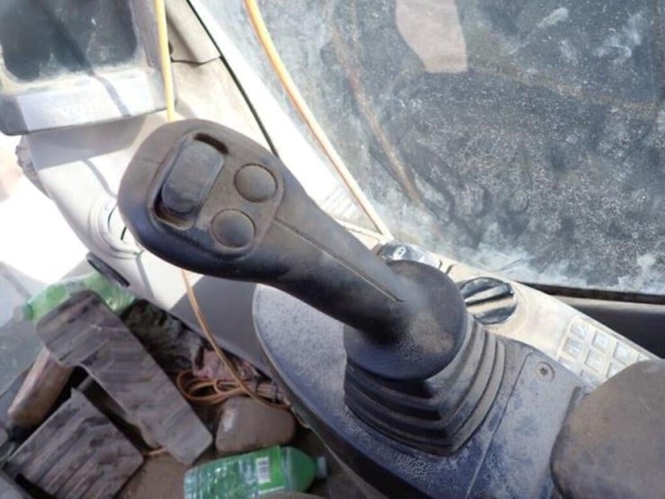 2014-volvo-ecr305cl-image-14