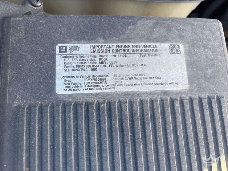 2015-chevrolet-silverado-3500hd-image-8