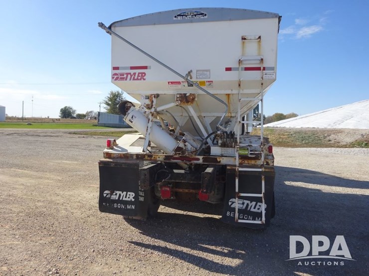 2004-mack-vision-dry-tender-truck-(pz14165,-unit-17539)-image-25