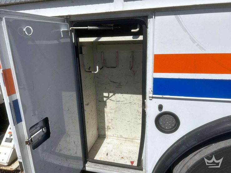 2006-international-durastar-4300-image-28