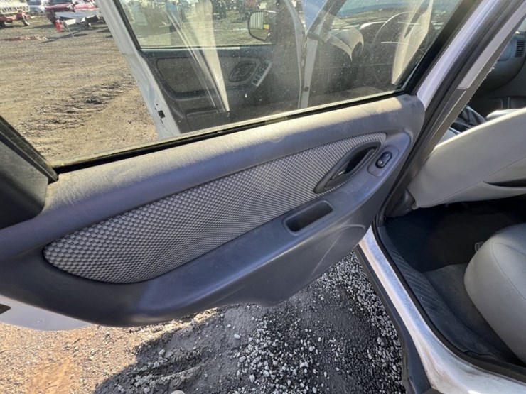 2006-ford-escape-hybrid-image-21