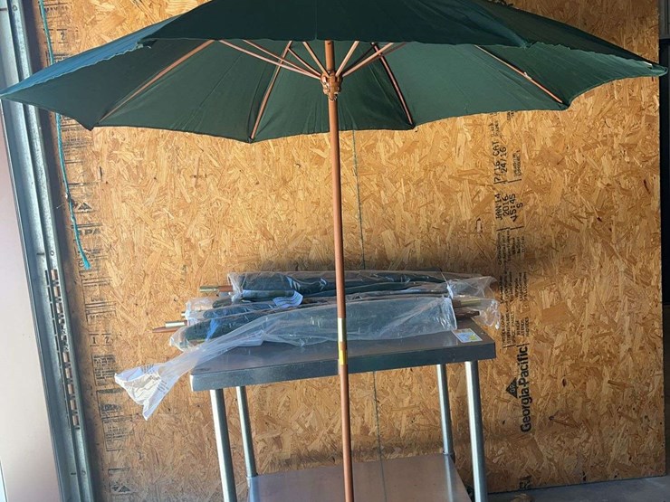 (6)-6'-bistro-outdoor-umbrellas-image-3