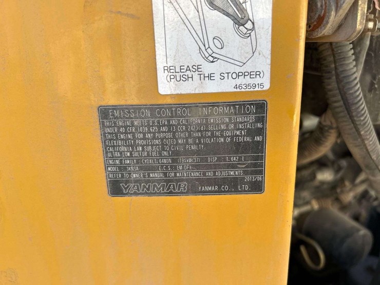 2013-deere-27d-image-8