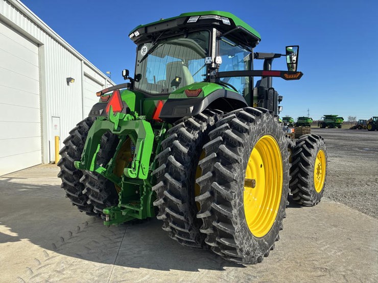 2024-john-deere-8r-410-image-6