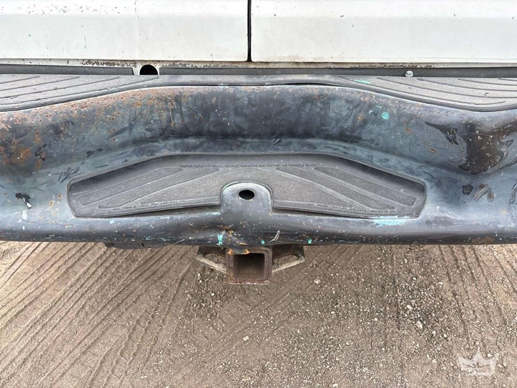 2013-ford-cargo-image-20