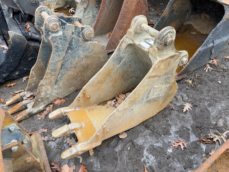 caterpillar-18-image-1