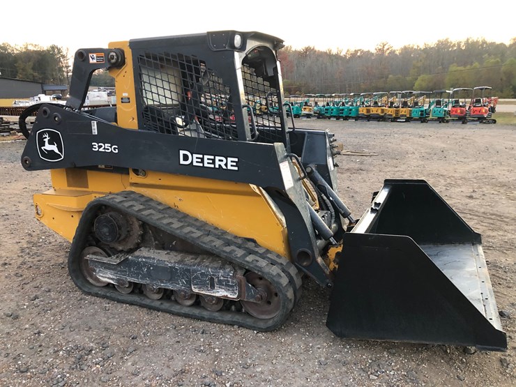 2021-deere-325g-image-3